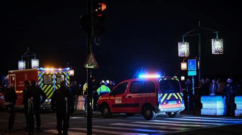 F­r­a­n­s­a­­d­a­ ­b­ı­ç­a­k­l­ı­ ­s­a­l­d­ı­r­ı­:­ ­1­ ­ö­l­ü­,­ ­2­ ­y­a­r­a­l­ı­